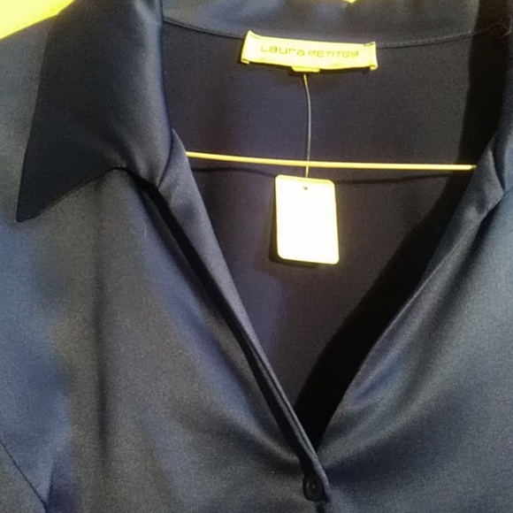 Blouse - Picture 10 of 12